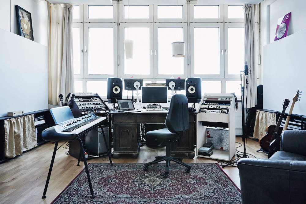 Kompletter Raum für Musikstudio/Schnittraum o.ä.,  in altem Fabrikgebäude in Hamburg Altona - 
